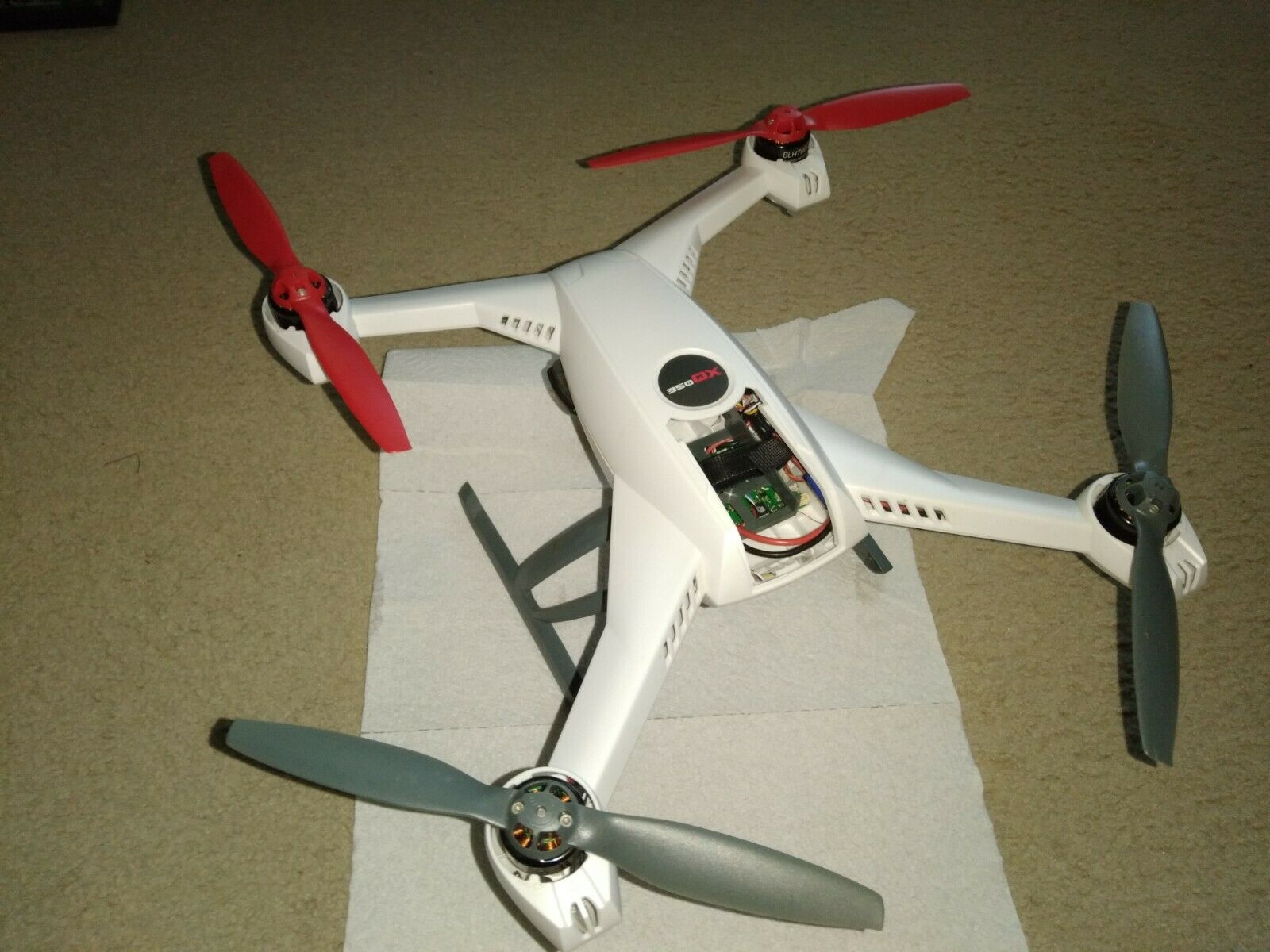 Horizon Hobby Blade 350qx Quadcopter Drone For Parts Incomplete Works