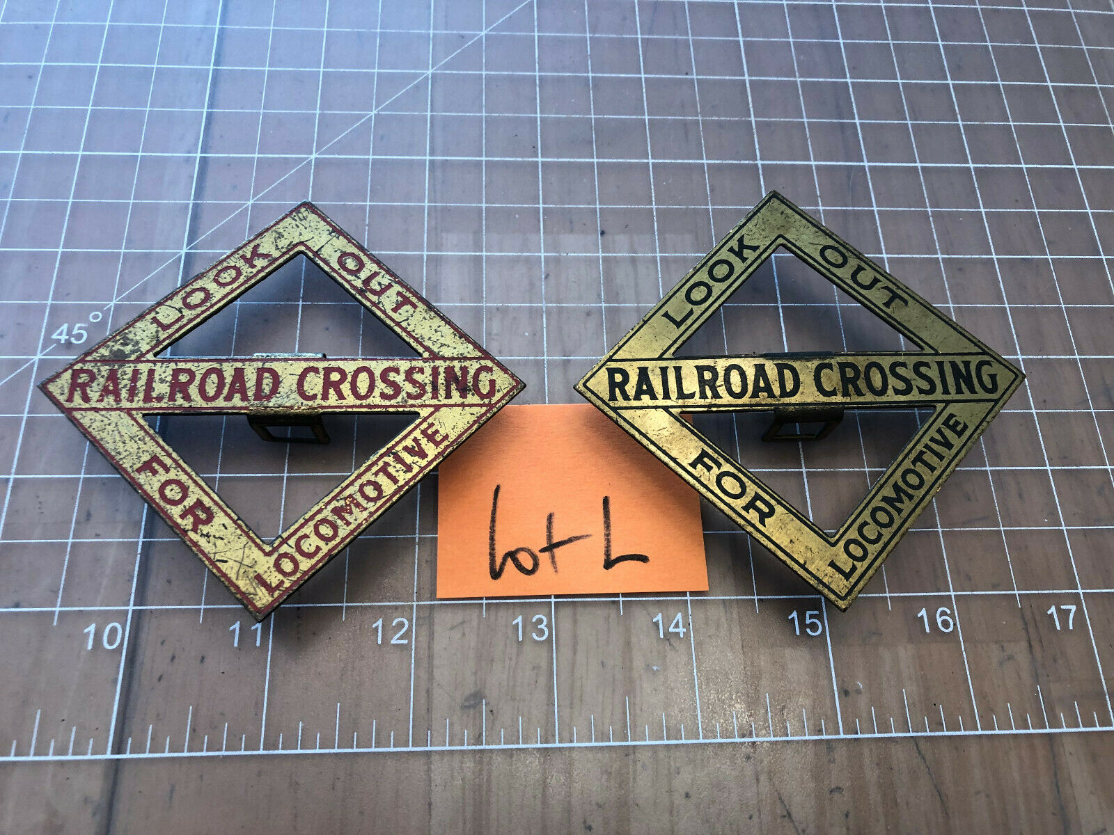 Lionel Train Standard Gauge 2 Brass Look Out Railroad Crossing Signal Sign Lot L